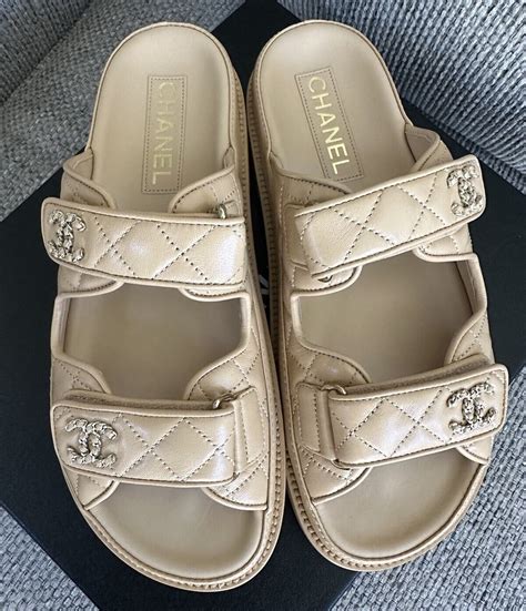 chanel g45507|Size 40EU NEW CHANEL 24P Beige Lambskin DAD SLIDE .